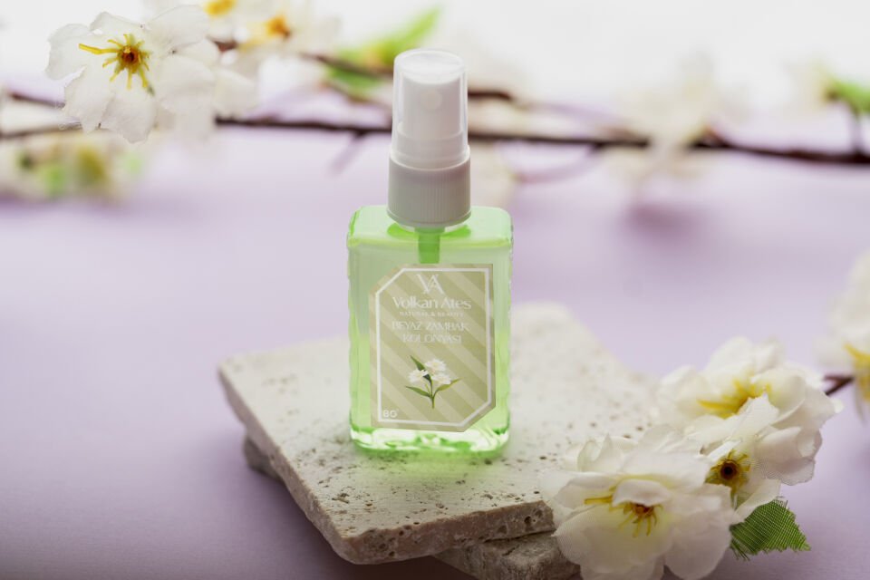 Volkan Ates Natural & Beauty Parfümlü Kolonya - Beyaz Zambak 50 ml