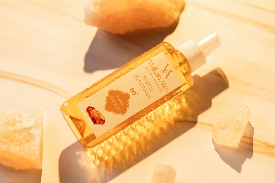 Volkan Ates Natural & Beauty Parfümlü Kolonya - Amber 150 ml