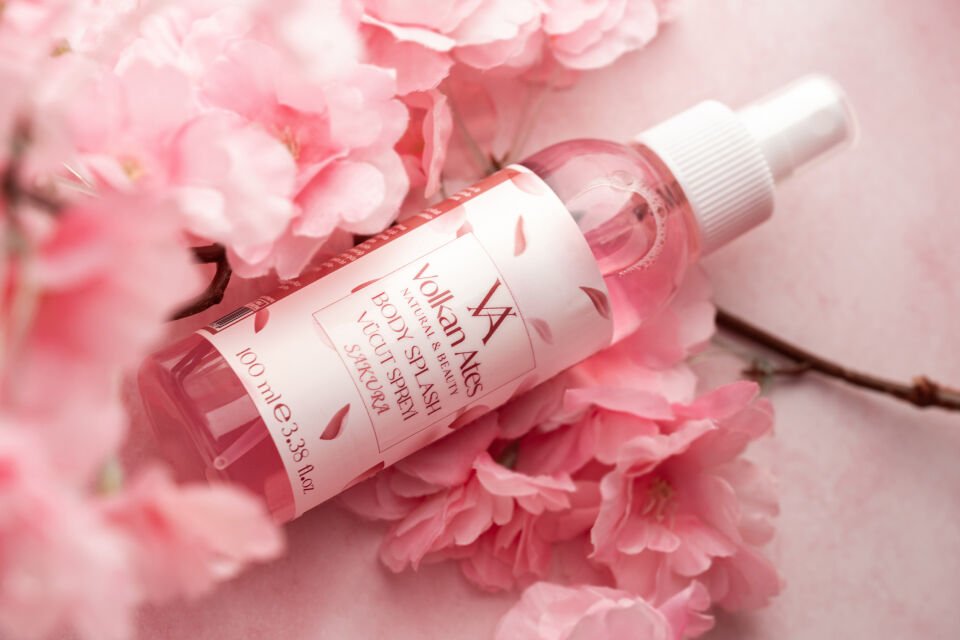 Volkan Ates Natural & Beauty Vücut Spreyi Body Splash Sakura 100 ml