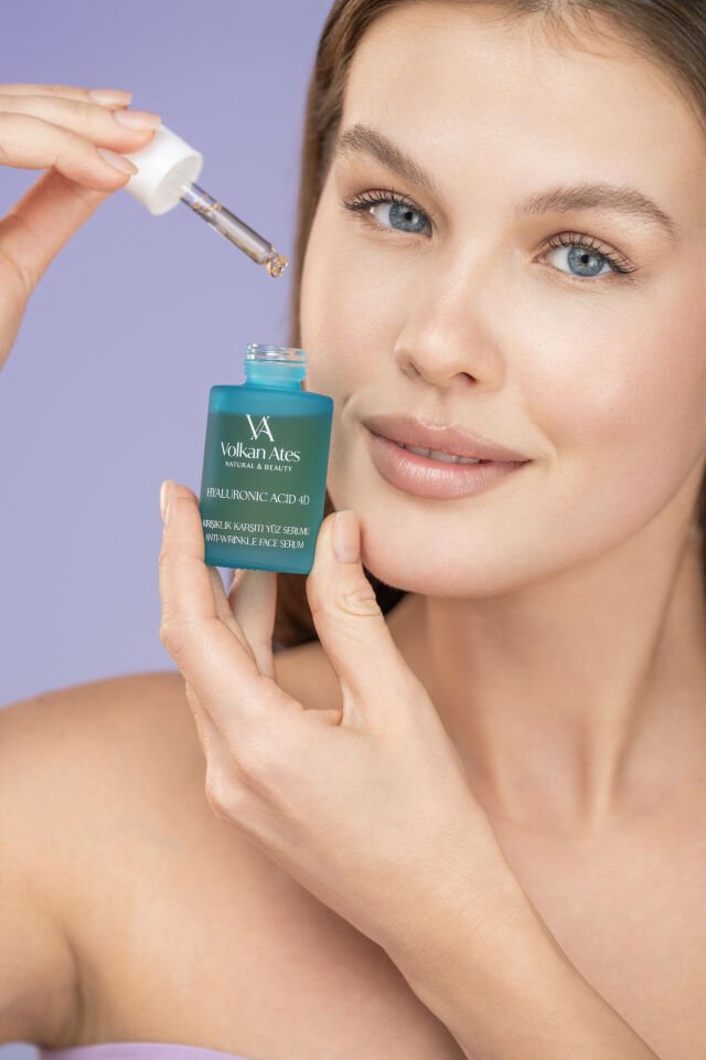 Volkan Ates Natural & Beauty Kırışıklık Karşıtı Yüz Serumu Hyaluronic Asit 4D Cam Şişe 30 ml
