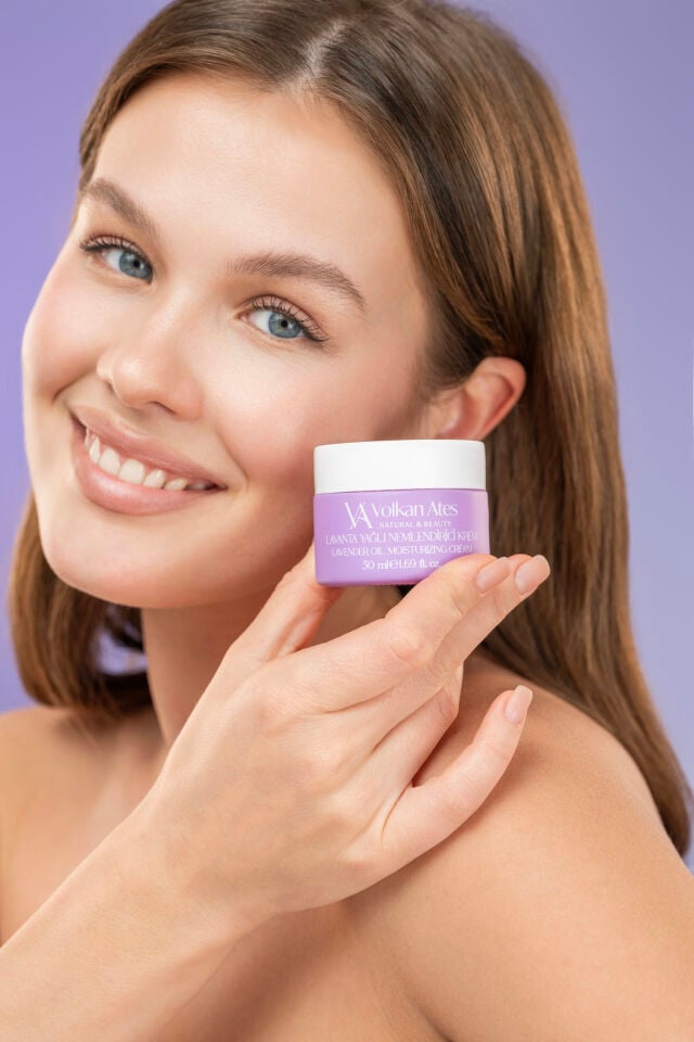Volkan Ates Natural & Beauty Lavanta Yağlı Nemlendirici Krem Cam Kavanoz 50 ml