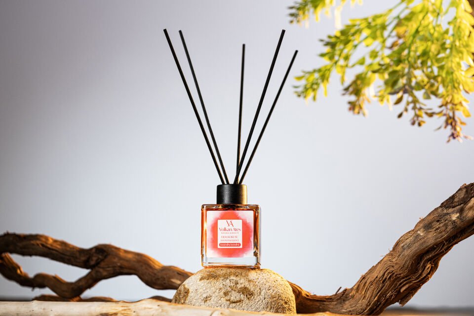 Volkan Ates Natural & Beauty Bambu Çubuklu Oda Kokusu – Yasemin 110 ml