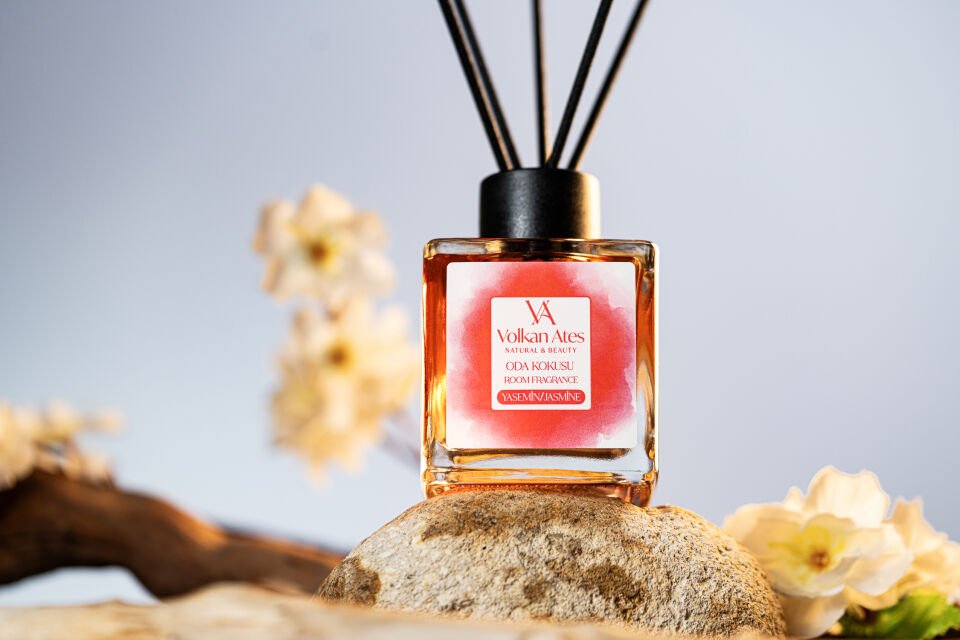 Volkan Ates Natural & Beauty Bambu Çubuklu Oda Kokusu – Yasemin 110 ml