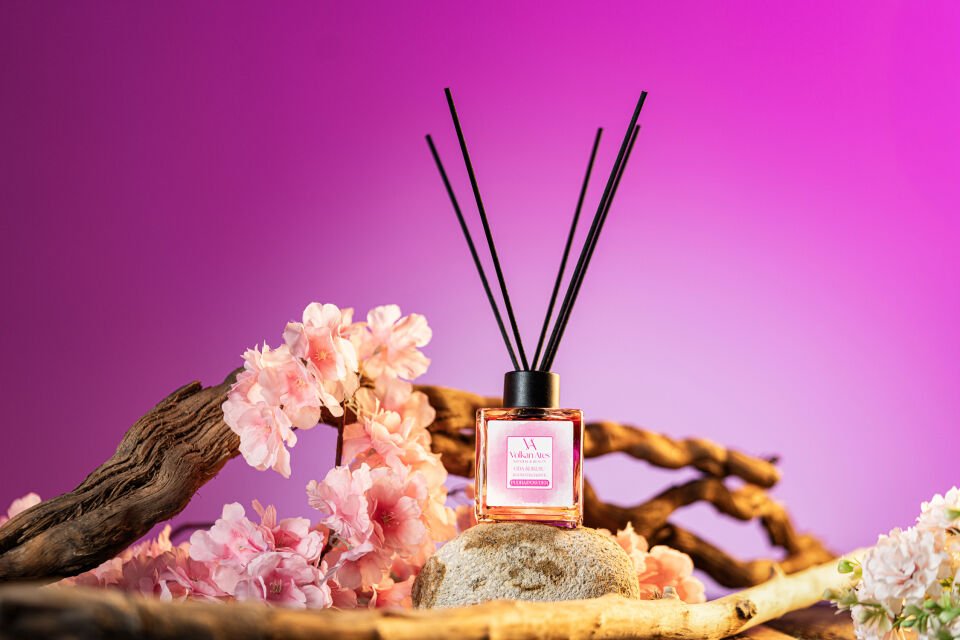 Volkan Ates Natural & Beauty Bambu Çubuklu Oda Kokusu – Pudra 110 ml