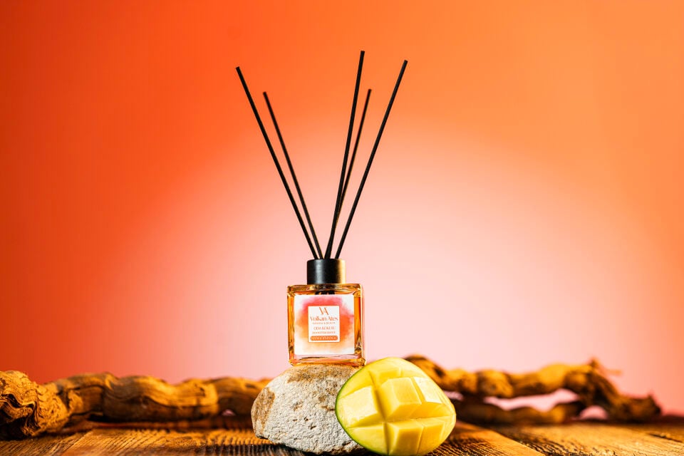 Volkan Ates Natural & Beauty Bambu Çubuklu Oda Kokusu – Mango 110 ml