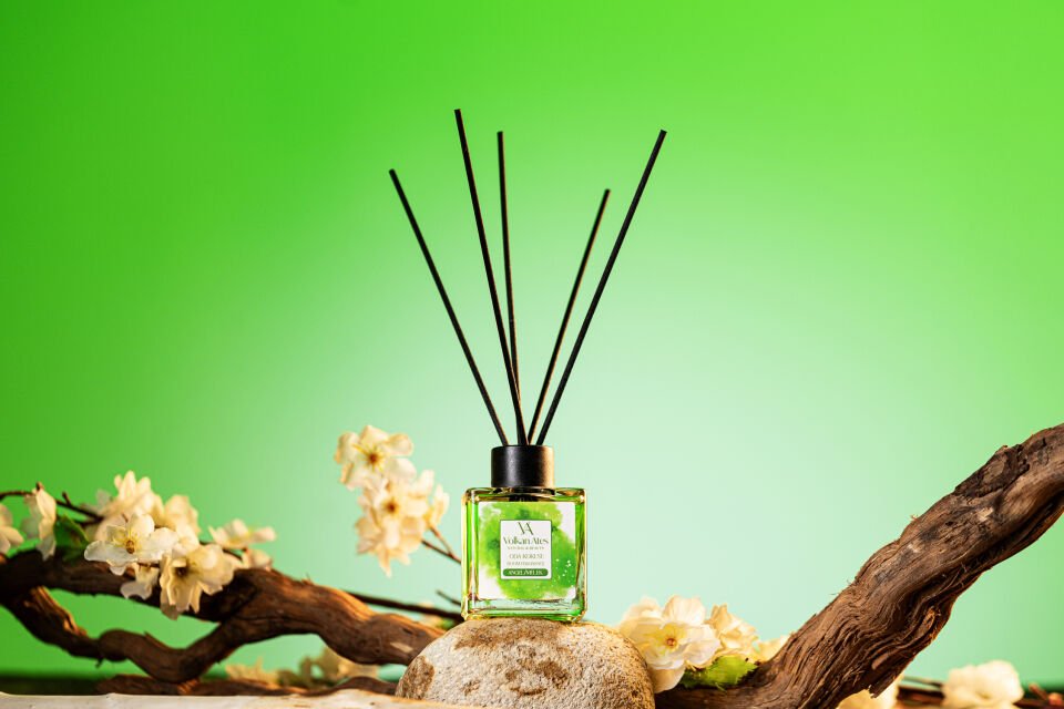 Volkan Ates Natural & Beauty Bambu Çubuklu Oda Kokusu – Melek 110 ml