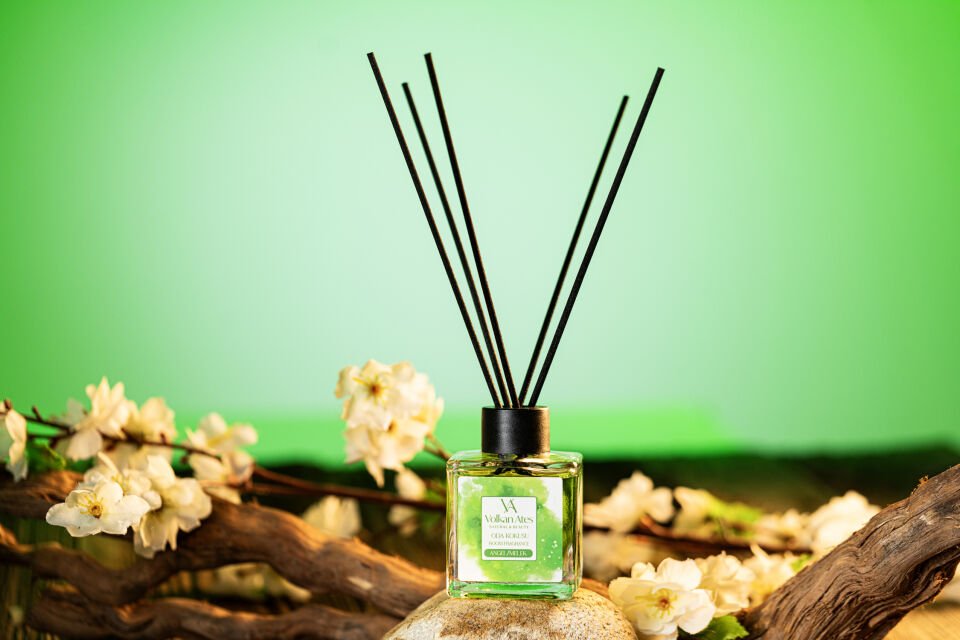 Volkan Ates Natural & Beauty Bambu Çubuklu Oda Kokusu – Melek 110 ml