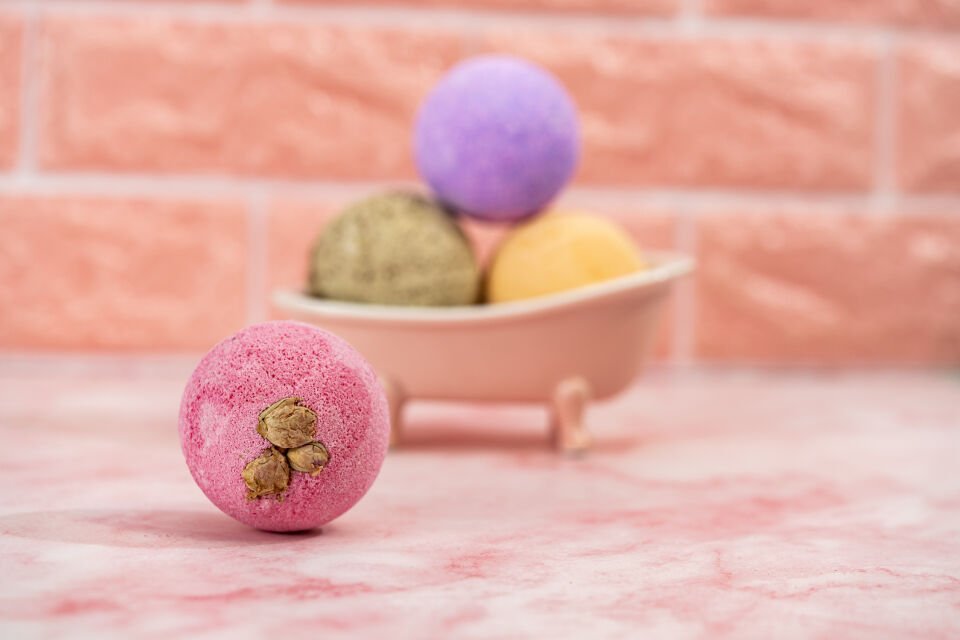 Volkan Ates Natural & Beauty 4'lü Banyo Topu Seti Lavanta - Misk - Vanilya - Gül  4x120 gr