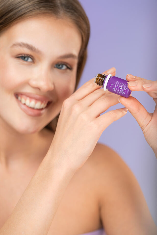 Volkan Ates Natural & Beauty Lavandula Angustifolia Saf Lavanta Yağı İçten Damlalıklı 5 ml