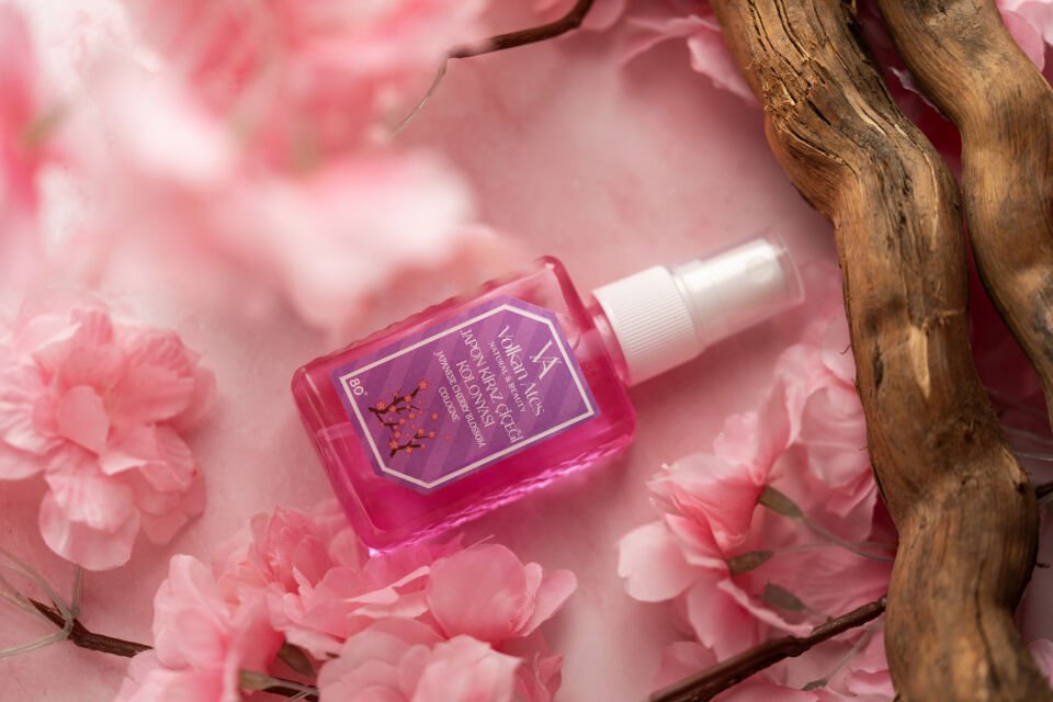 Volkan Ates Natural & Beauty Parfümlü Kolonya - Japon Kiraz Çiçeği 50 ml