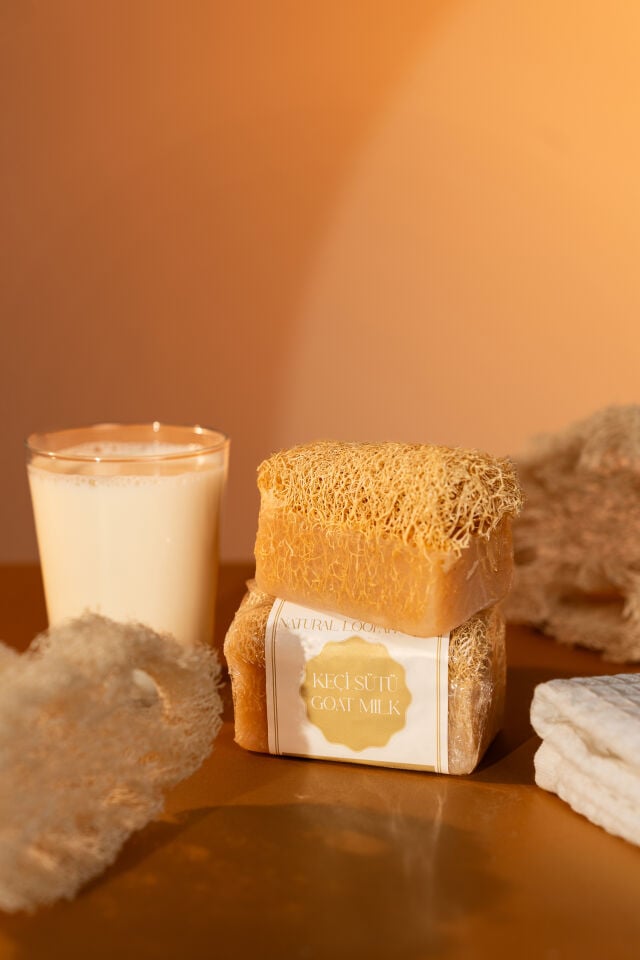 Volkan Ates Natural & Beauty Keçi Sütü Kabak Lifli Doğal Sabun 130 gr