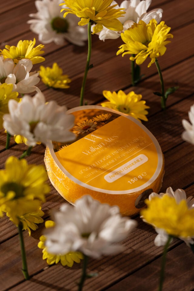 Volkan Ates Natural & Beauty Papatya Yağlı Süngerli Doğal Sabun 150 gr