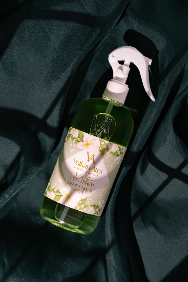 Volkan Ates Natural & Beauty Yasemin Kokulu Oda Spreyi Cam Şişe 400 ml